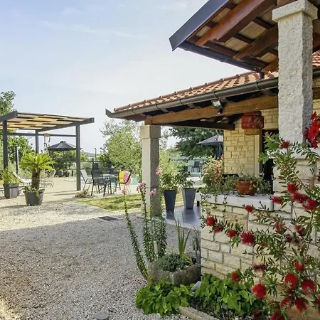 Πανσιόν Mani In Pilkovici - Istrien Kanfanar